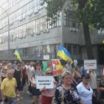 Мітинг на підтримку Карплюка рушив до Адміністрації Президента