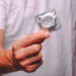 В Україні виявили небезпечну партію презервативів